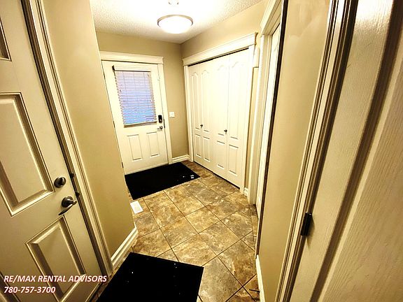 2nd image of 3034 16a Ave NW