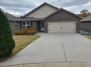 159 Ann Cove Ln, Powell, TN 37849