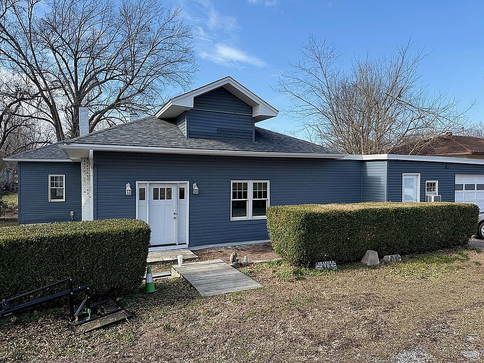 1st image of 413 Keeley Ave