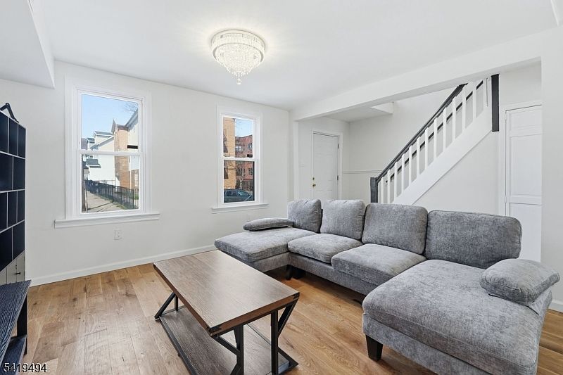 1st image of 64 Willoughby St