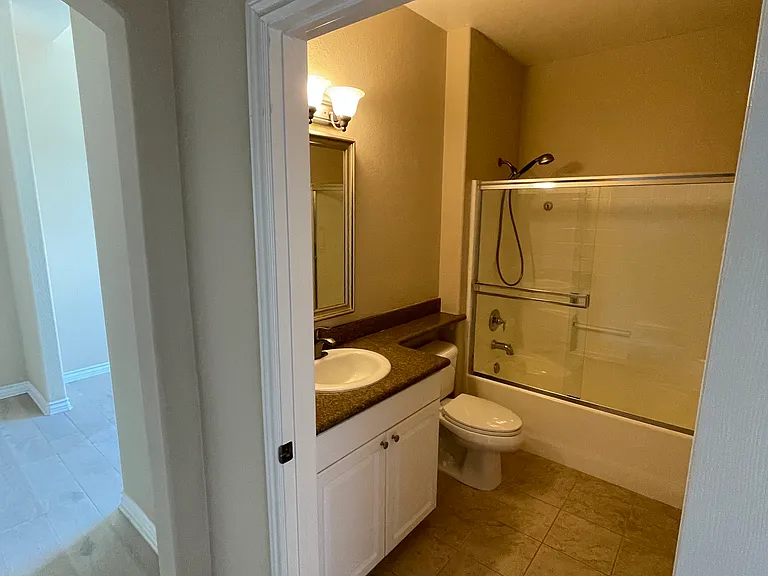 4165 Executive Dr #F401 — Photo 9