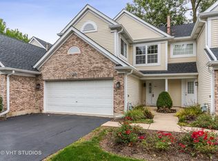209 Ainsley Dr, West Chicago, IL 60185