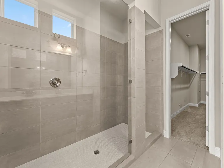 5600 Rio Chama Cv — Photo 6