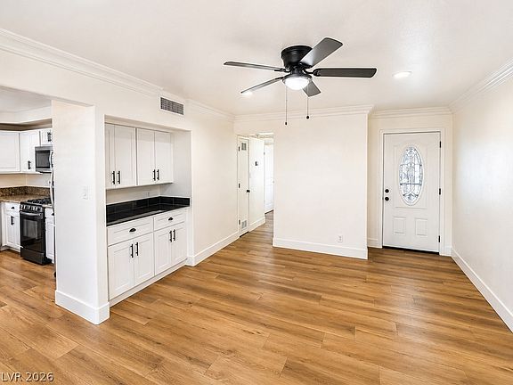 2nd image of 5209 Alta Dr