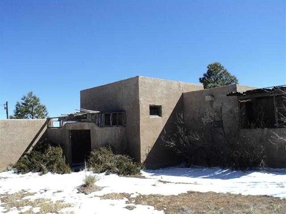 1st image of 19 Dead Horse Cir