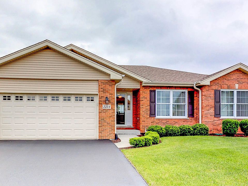 1st image of 2254 Alta Vista Dr