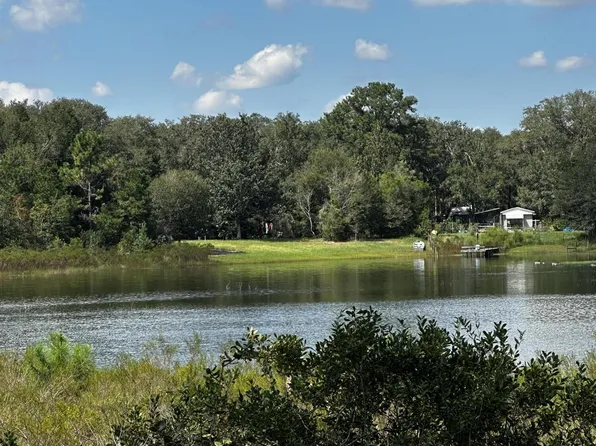 322 SLEEPY HOLLOW Drive, Interlachen, FL 32148