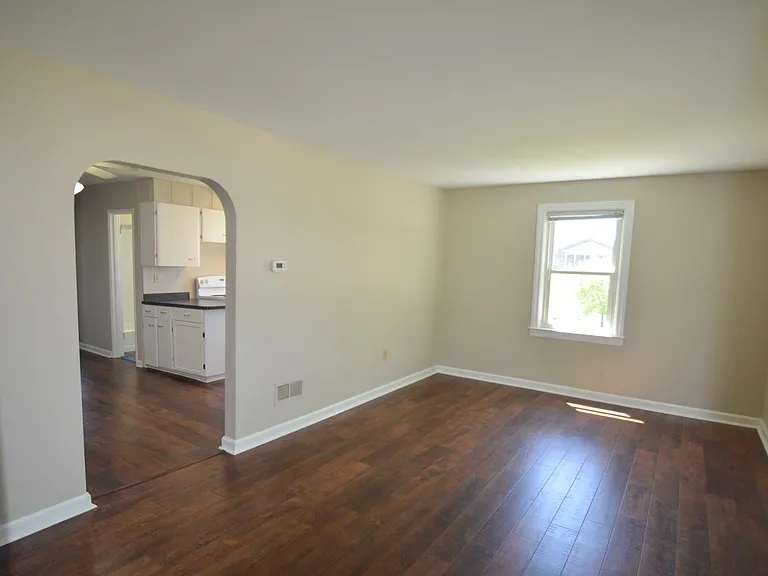 257 Sunset Ave #2 — Photo 4