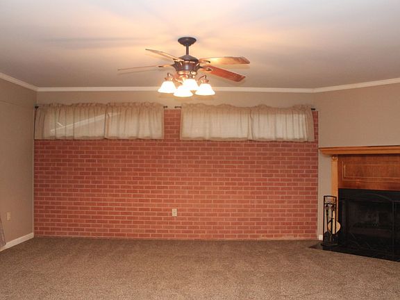 5th image of 2517 Waverly Dr