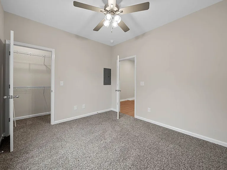 329 Cedar Ct — Photo 53