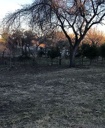 4th image of Hilltop Dr