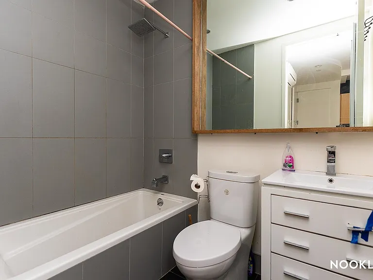 820 Saint Johns Pl #4A — Photo 9