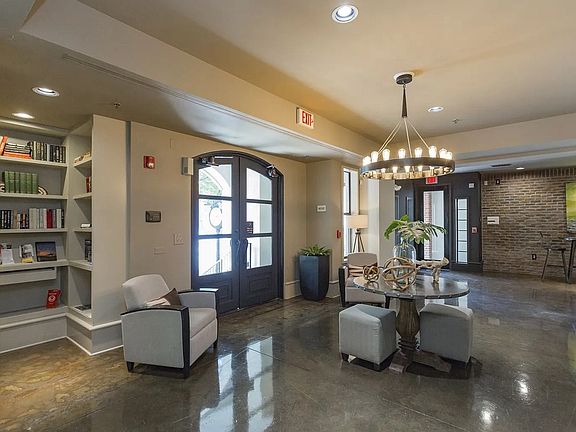 4th image of 1803 Broadway APT 424