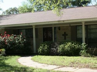 1101 Village Dr, College Station, TX 77840