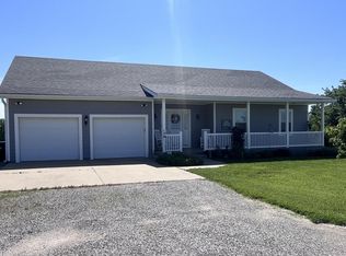 6634 NW Hodges Rd, Silver Lake, KS 66539