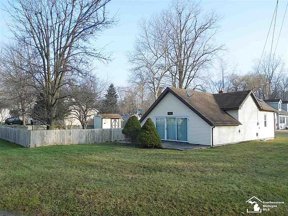 2nd image of 7054 Powlesland Ave