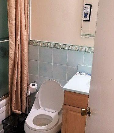 3rd image of 15 Lake Shore Ct APT 2