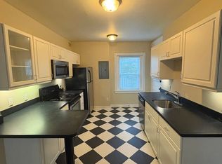 Carberry Apartments (3910 Cass St.), Omaha, NE 68131