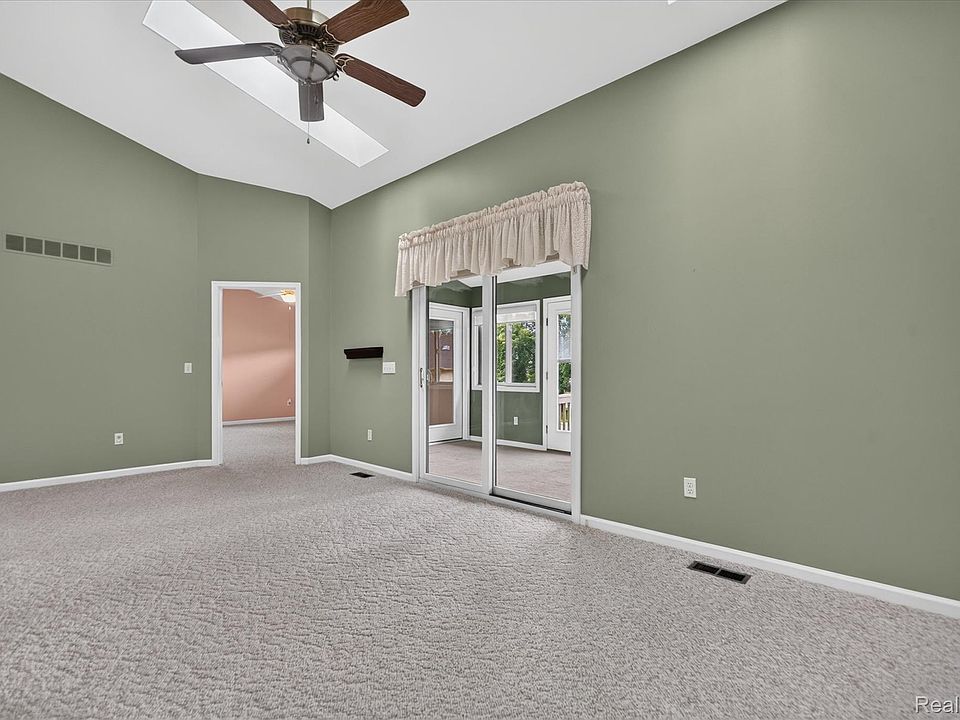205 Addison Cir, photo 13