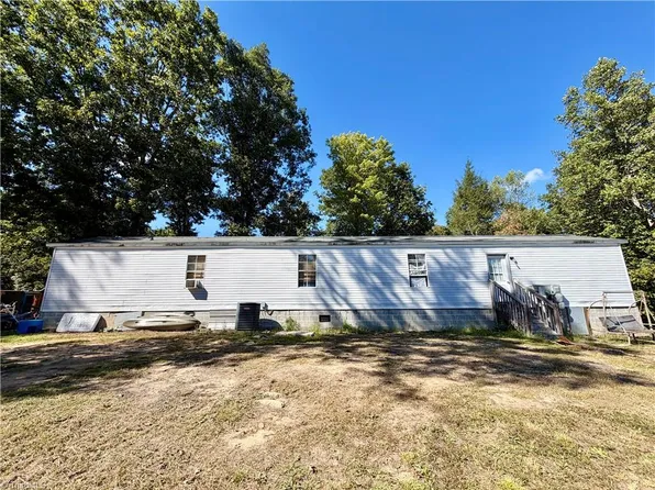 1490 Glenn Carlton Rd, Boomer, NC 28606