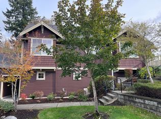 1936 NE Kincaid Walk #R42, Issaquah, WA 98029