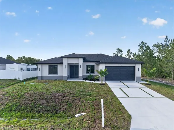 3016 43rd ST W, LEHIGH ACRES, FL 33971