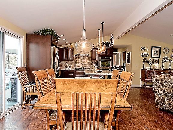 4th image of 237 Harvest Ln #237