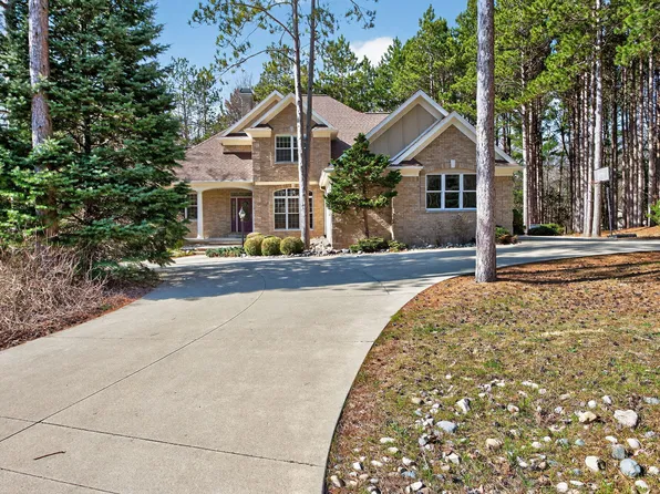 7176 Sanctuary Dr, Jackson, MI 49201