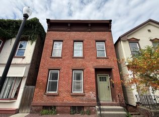 403 2nd St #1, Troy, NY 12180
