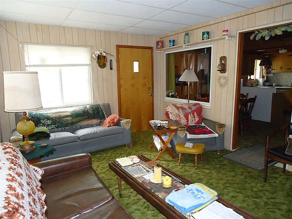 4th image of 2210 Welch St