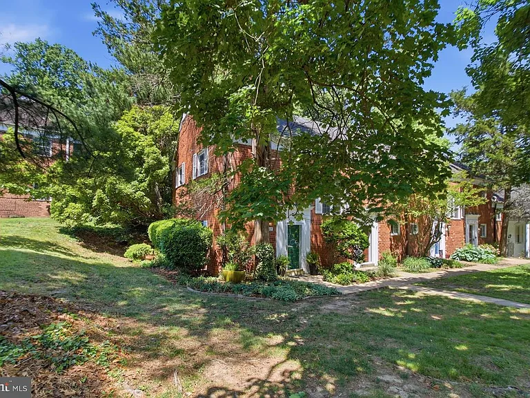 3712 Valley Dr — Photo 9