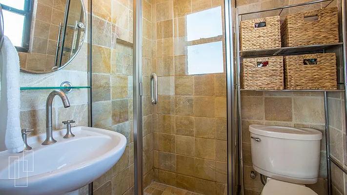Sold by Garfield Realty  | media 12