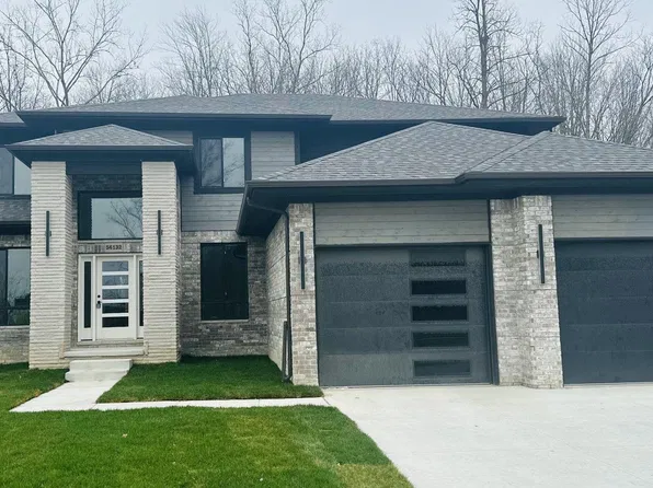 56132 Grimes Ct, Macomb, MI 48042