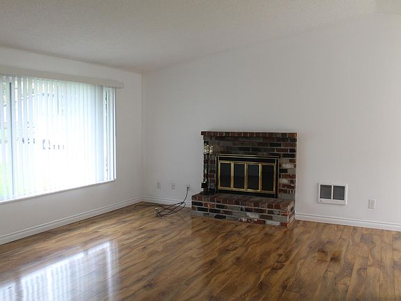 2nd image of 11028 SE Penzance St