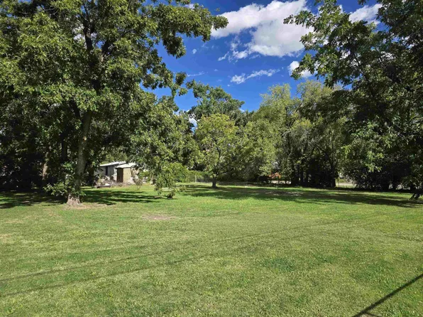 1008 3rd St, Tularosa, NM 88352