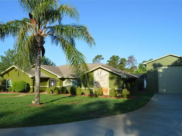 7550 Jomel Dr, Weeki Wachee, FL 34607
