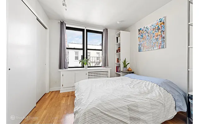 Rented by Douglas Elliman | media 10