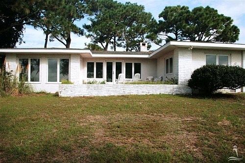 5th image of 120 River Dr