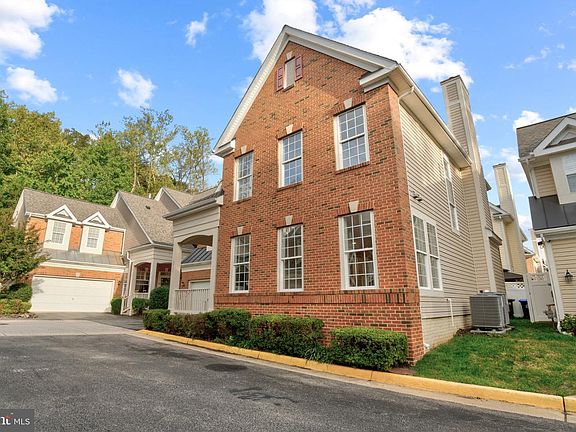 3rd image of 6933 Cove Inlet Ct
