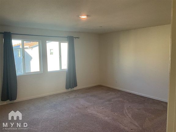 5th image of 3855 Berrybridge St