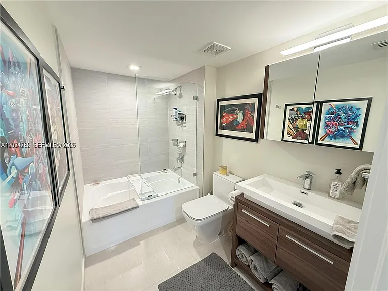 1155 Brickell Bay Dr #2108 — Photo 19