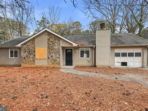1252 Sherwood Dr, Norcross, GA 30093