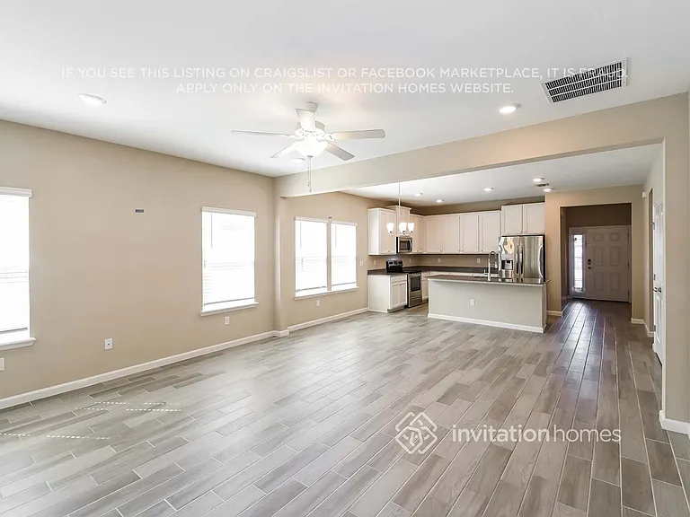 9884 Lemon Grass Ln — Photo 4