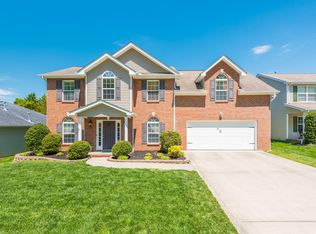 3220 Red Meadow Rd, Knoxville, TN 37931