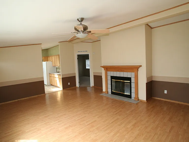 229 Silver Maple Dr — Photo 4
