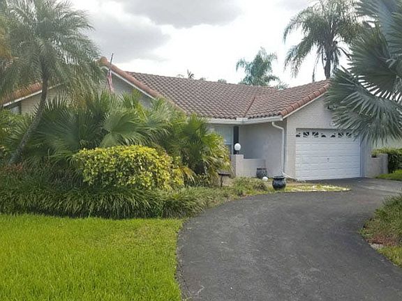 2nd image of 10976 NW 9th Mnr