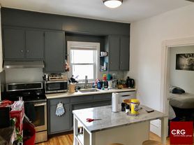 152 Curtis St