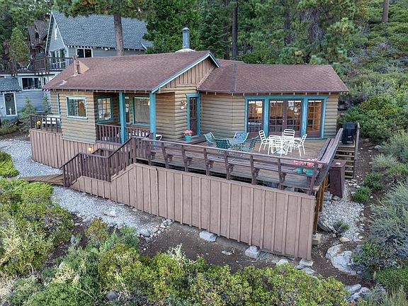 4th image of 200 Park Ln