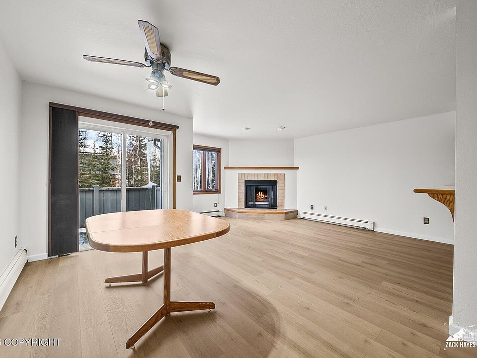 1st image of 4109 Lynn Dr APT 204