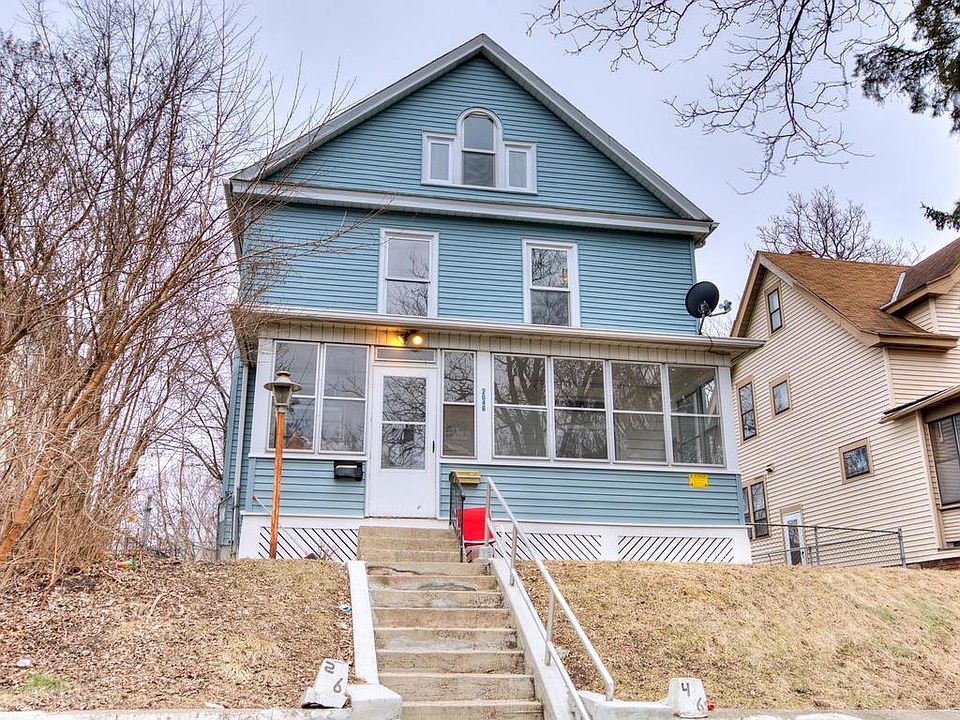 1st image of 2646 Fremont Ave N